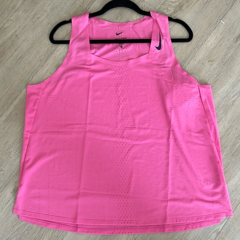 NWT Nike tank top